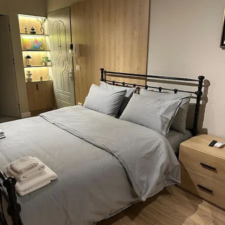 Chic In Center Apartman Tirana